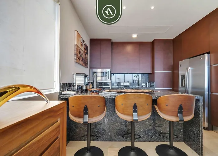 Oceanview 3 Bedroom - Pool - View Of The Desert Holiday home